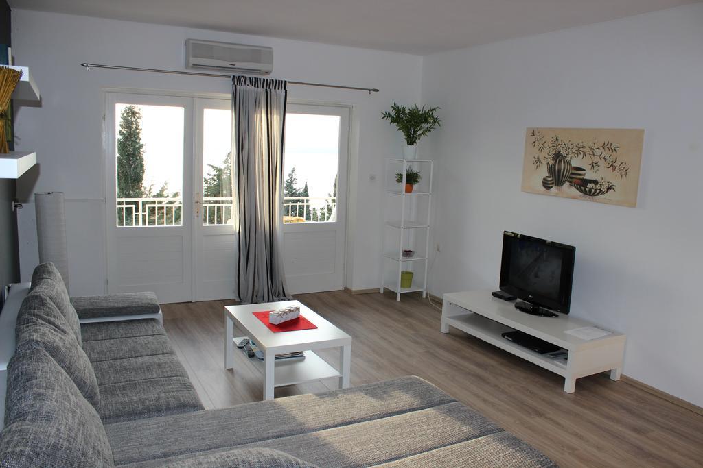 Sea View Nona Apartment Crikvenica Esterno foto